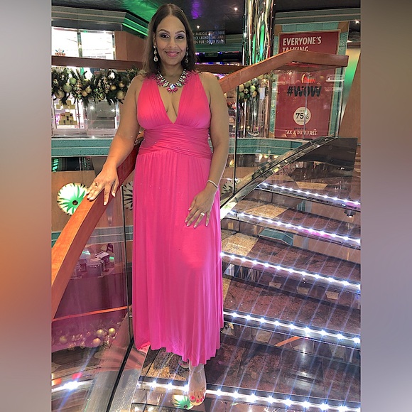Dresses & Skirts - Pink maxi dress